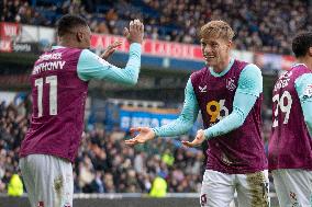 Blackburn Rovers FC v Burnley FC - Sky Bet Championship