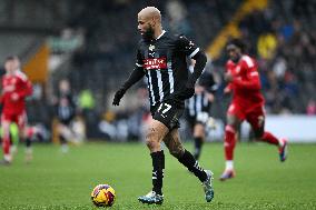 Notts County v Swindon Town - Sky Bet League 2