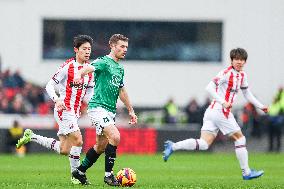 Stoke City FC v Plymouth Argyle FC - Sky Bet Championship