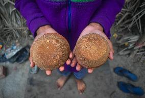 Jaggery Making On The Outskirts Of Kolkata, India