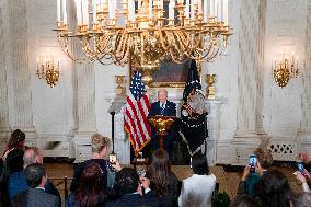 President Delivers Remarks for Democratic Members of Congress