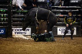 Pro Bull Riders: Unleash The Beast - New York City