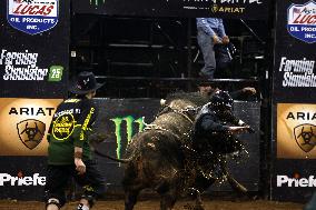 Pro Bull Riders: Unleash The Beast - New York City