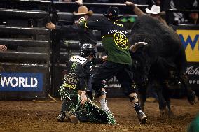 Pro Bull Riders: Unleash The Beast - New York City