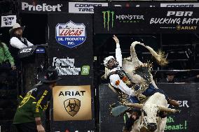 Pro Bull Riders: Unleash The Beast - New York City