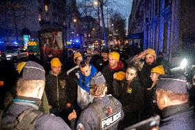 Farmers Excorted By Police Officers To Leave Paris