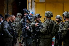 Israeli Security Measures in Hebron Old-City