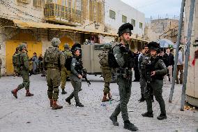 Israeli Security Measures in Hebron Old-City