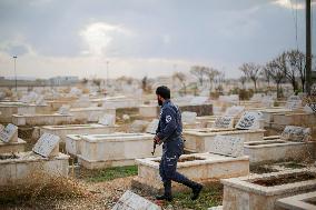 Mass Grave Found in Syria’s Aleppo Province - Syria