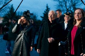 Elisabeth Borne visits an elementary school - Longjumeau