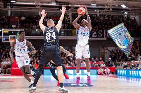 BASKET - Serie A - Unahotels Reggio Emilia vs Virtus Segafredo Bologna