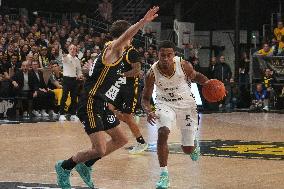 Basketball - French Champ - La Rochelle V Asvel