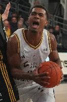 Basketball - French Champ - La Rochelle V Asvel