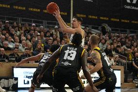 Basketball - French Champ - La Rochelle V Asvel