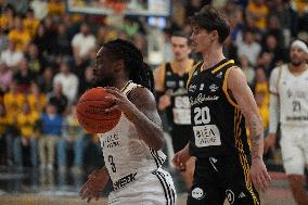 Basketball - French Champ - La Rochelle V Asvel