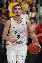 Basketball - French Champ - La Rochelle V Asvel