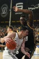 Basketball - French Champ - La Rochelle V Asvel