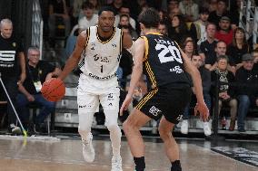 Basketball - French Champ - La Rochelle V Asvel