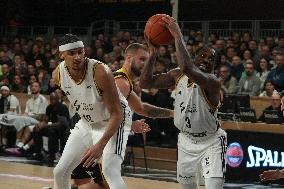 Basketball - French Champ - La Rochelle V Asvel