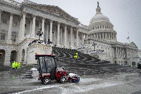 Snowstorm in Washington, DC on anniversary of January 6 insurrection