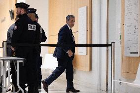 Sarkozy trial for illegal campaign financing - Paris