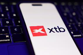 XTB Photo Illustrations