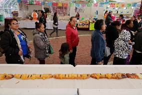 Rosca De Reyes Fair In Mexico