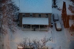 Snowstorm Hits Washington DC On Morning Of January 6th