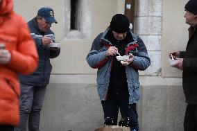 28 Christmas Eve For The Homeless And Needy In Krakow