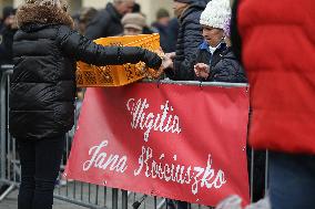 28 Christmas Eve For The Homeless And Needy In Krakow