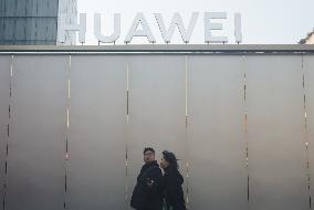 HUAWEI