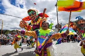 Carnaval de Negros y Blancos - Black and Whites Carnival - Desfile Magno