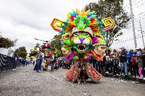 Carnaval de Negros y Blancos - Black and Whites Carnival - Desfile Magno