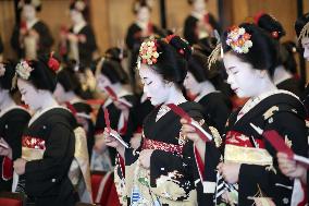 Geiko, maiko in Kyoto start work in 2025