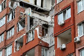 Apartment block damaged by Russian missile attack in Dnipro