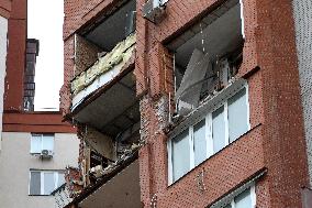 Apartment block damaged by Russian missile attack in Dnipro