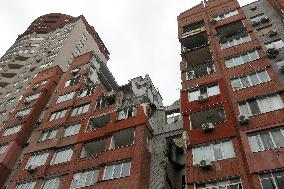 Apartment block damaged by Russian missile attack in Dnipro