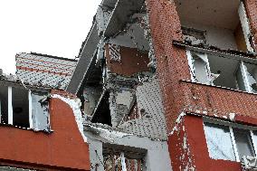 Apartment block damaged by Russian missile attack in Dnipro