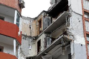 Apartment block damaged by Russian missile attack in Dnipro