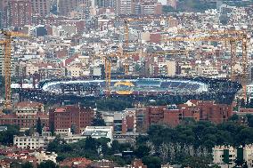 Construction of the third tier of the Spotity Camp Nou