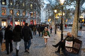 First Day Of Winter Sales In Barcelona, ​​Spain.