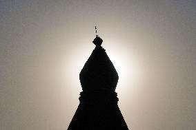 Chengtian Temple Pagoda Spire Damaged in Yinchuan