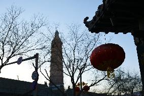 Chengtian Temple Pagoda Spire Damaged in Yinchuan