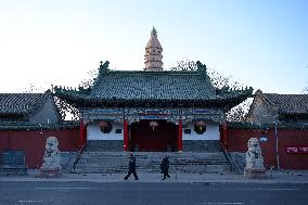 Chengtian Temple Pagoda Spire Damaged in Yinchuan