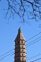 Chengtian Temple Pagoda Spire Damaged in Yinchuan