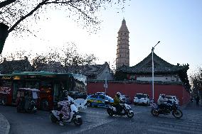 Chengtian Temple Pagoda Spire Damaged in Yinchuan