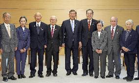 Japan PM Ishiba meets A-bomb survivor group