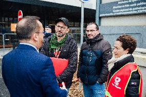 Yannick Neuder Visit To Pontchaillou CHU - Rennes