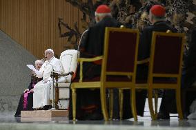 Pope Francis During His Weekly General Audience - Vatican