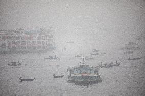 Cold Waves Approach As Dense Fog Grips Bangladesh